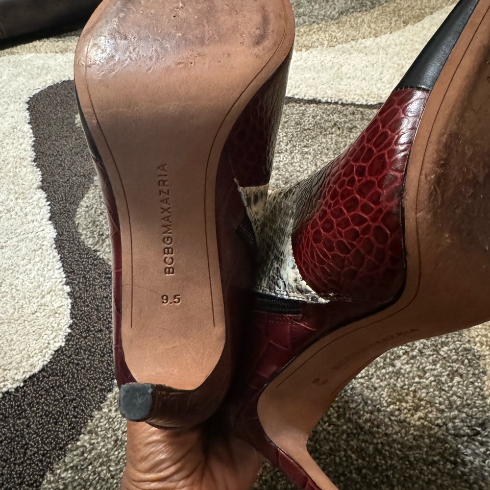 BCBG Python boots - Picture 4 of 6